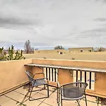 Albuquerque Vacation Home Rental With Hot Tub!