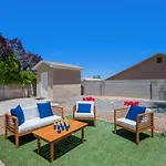Cheerful Vibrant 3Br - 3Tv - New