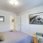 Albuquerque Adobe Cottage Yard, Walkable Area