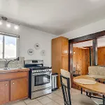 Family-Friendly Albuquerque Home Near Rio Grande!