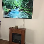 Cozy 2 Bed 2 Bath
