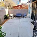 Private Townhome Haven In Downtown