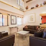 Hawthorn Inn And Suites Albuquerque