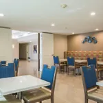 Baymont By Wyndham Albuquerque Airport