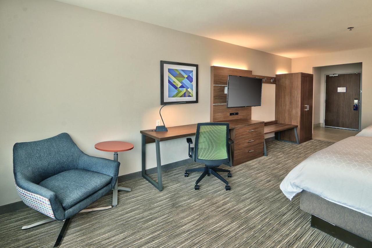 Express & - East By Ihg Hotel 3*