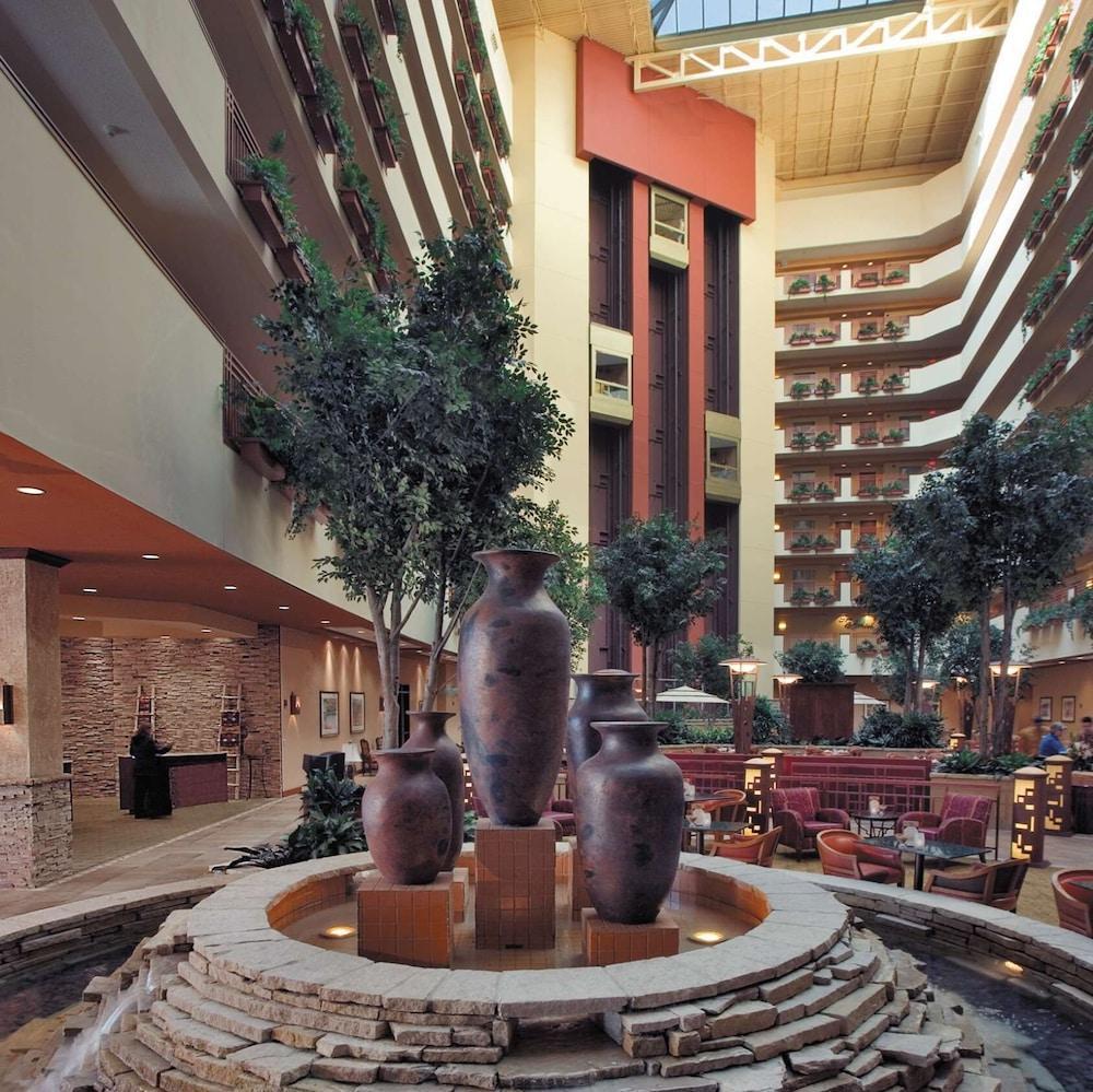 Hotel Embassy By Hilton 3*