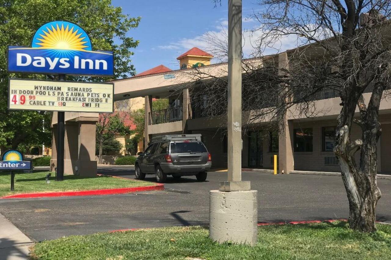 Days By Wyndham West Albuquerque