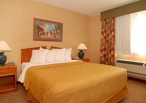 Comfort North Balloon Fiesta Park Hotel 3*