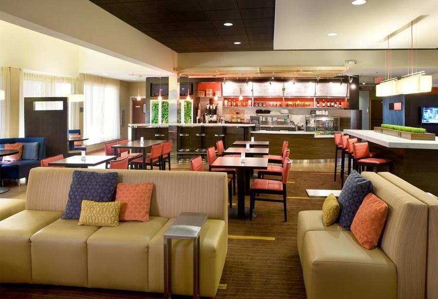 Courtyard By Marriott Airport Albuquerque