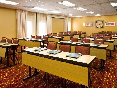 Courtyard By Marriott Airport Albuquerque