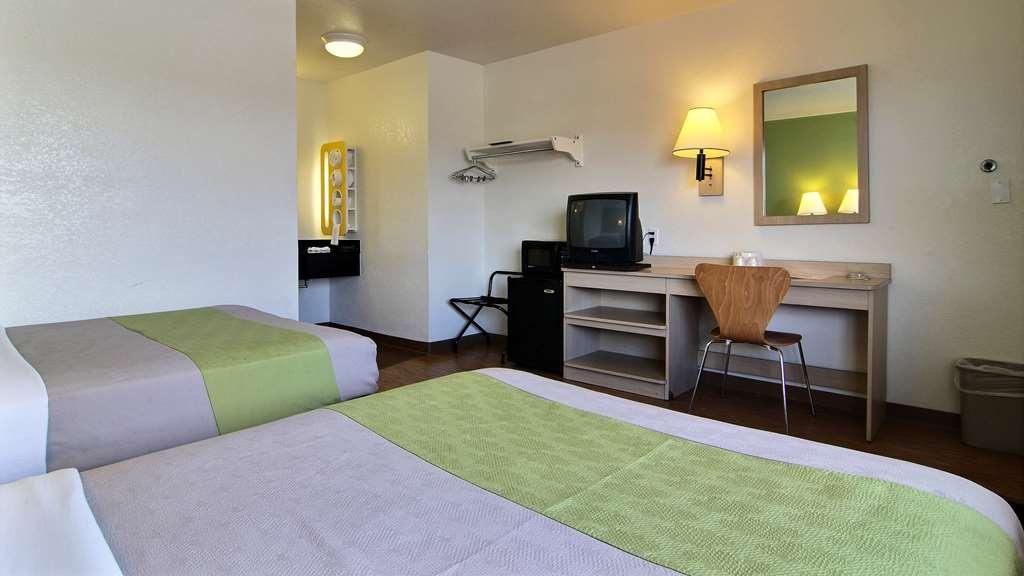 Hotel 6-albuquerque, Nm - Midtown 2*