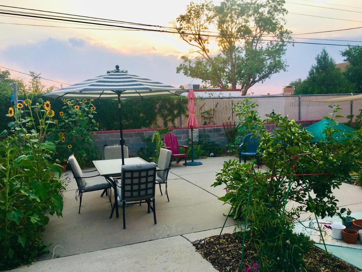 Homestay Little Garden Casita