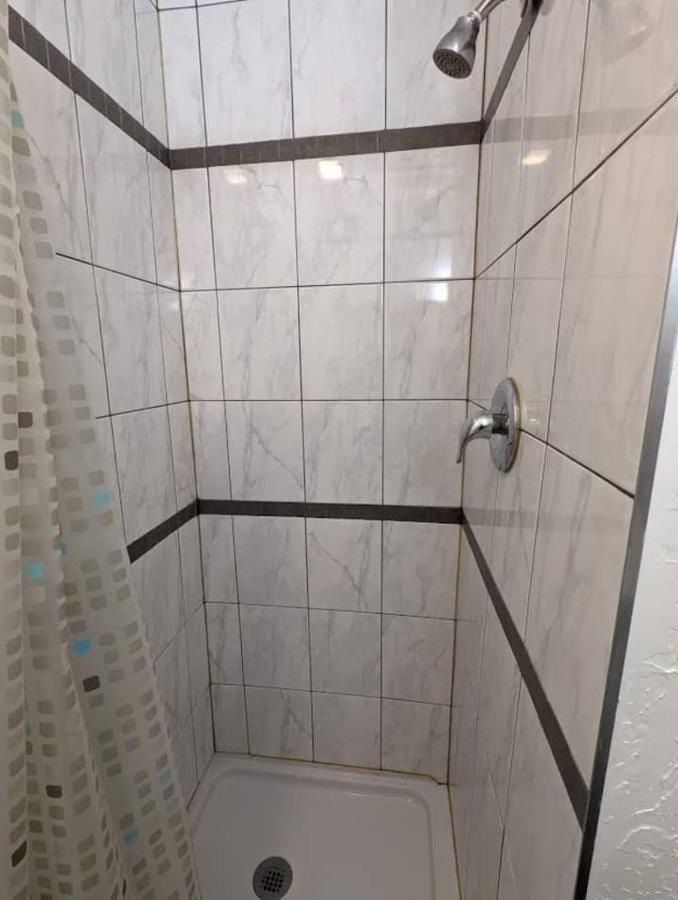 Warm And Welcoming 2br Close To Unm North Campus Apartment *