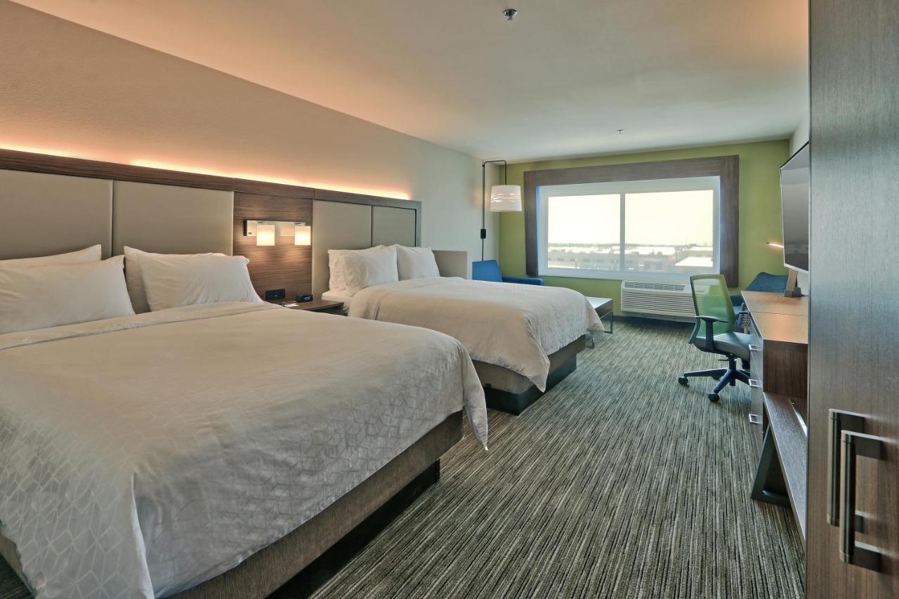 Express & - East By Ihg Hotel 3*