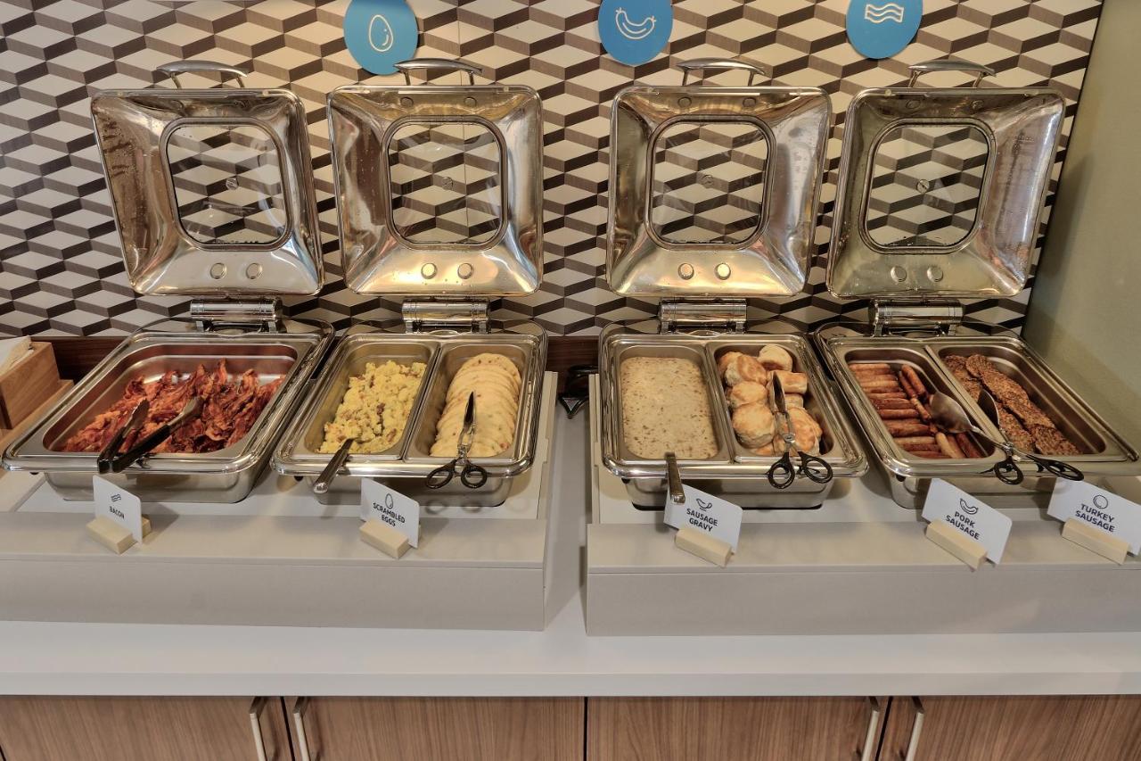 Express & - East By Ihg Hotel Albuquerque