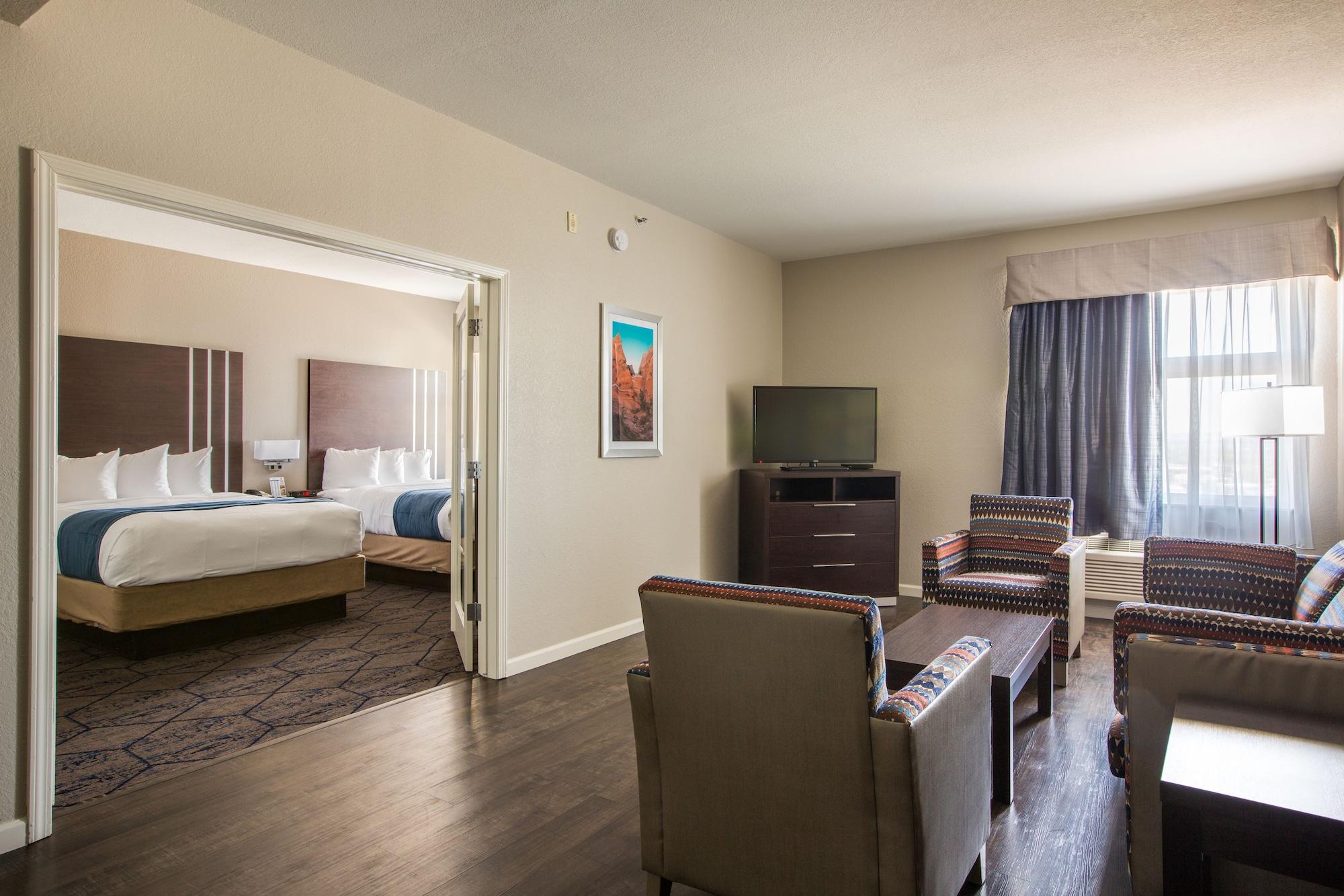 Baymont By Wyndham Airport Hotel