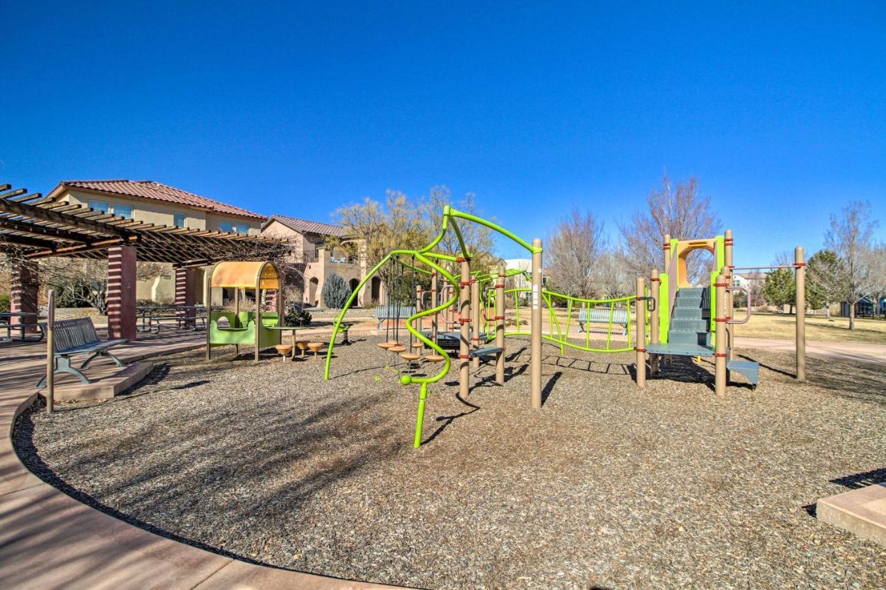 Spacious And Wfh-friendly Abq With Grill! Holiday home Albuquerque