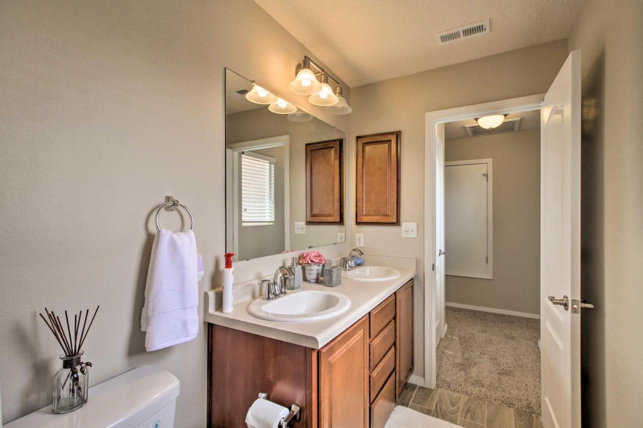 Spacious And Wfh-friendly Abq With Grill!