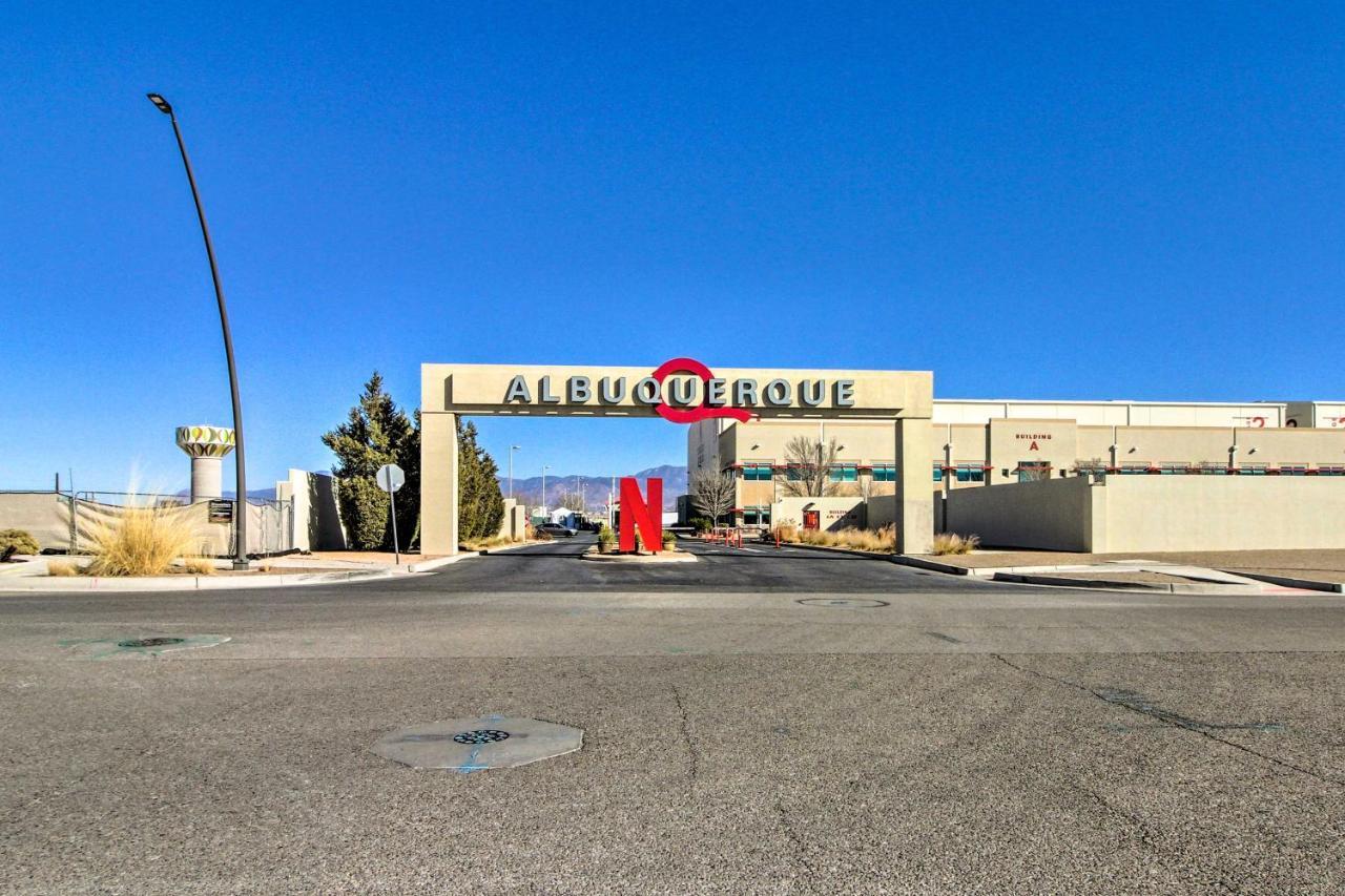 Spacious And Wfh-friendly Abq With Grill! Holiday home
