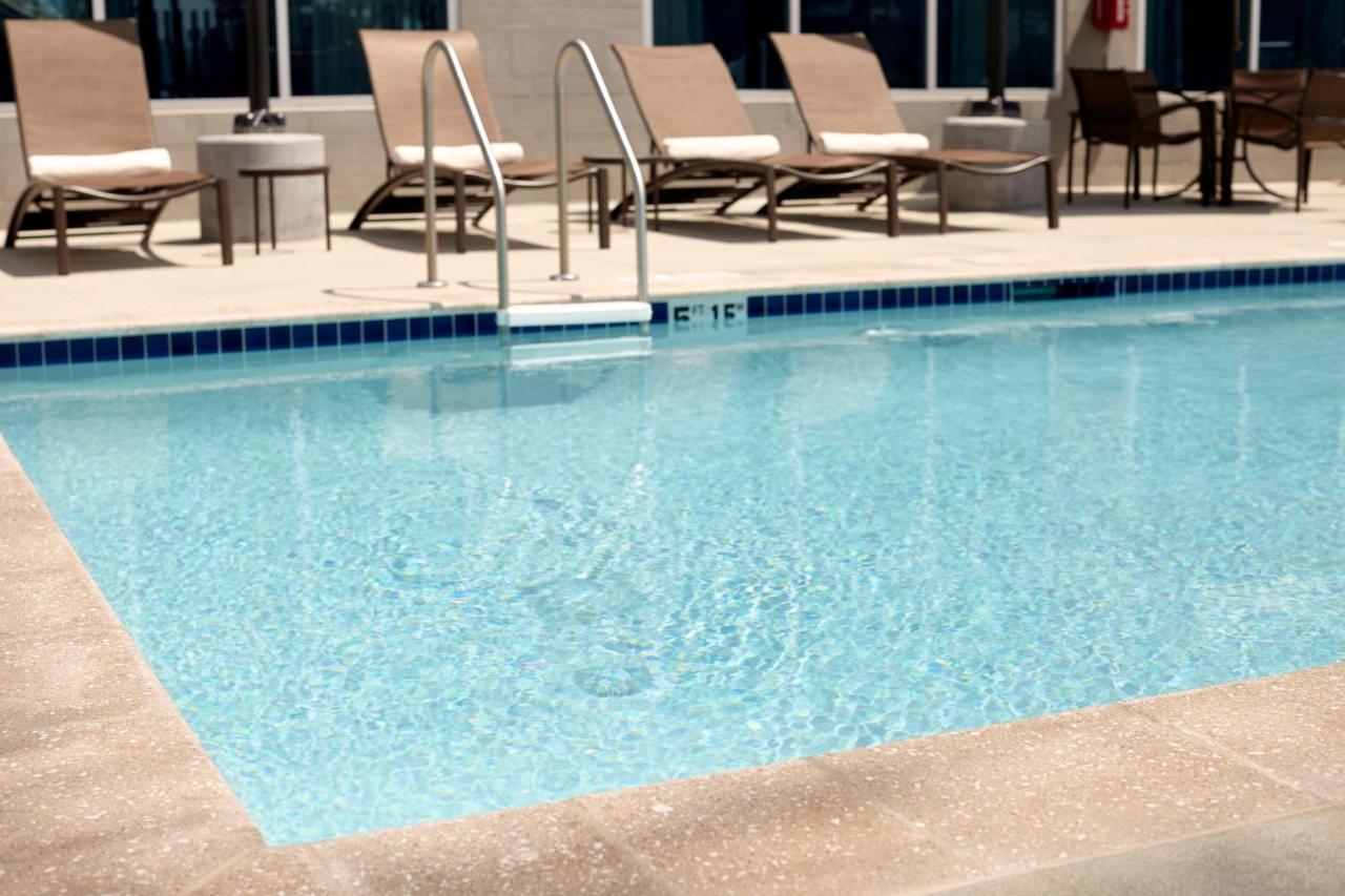 Hyatt Place Airport Hotel Albuquerque