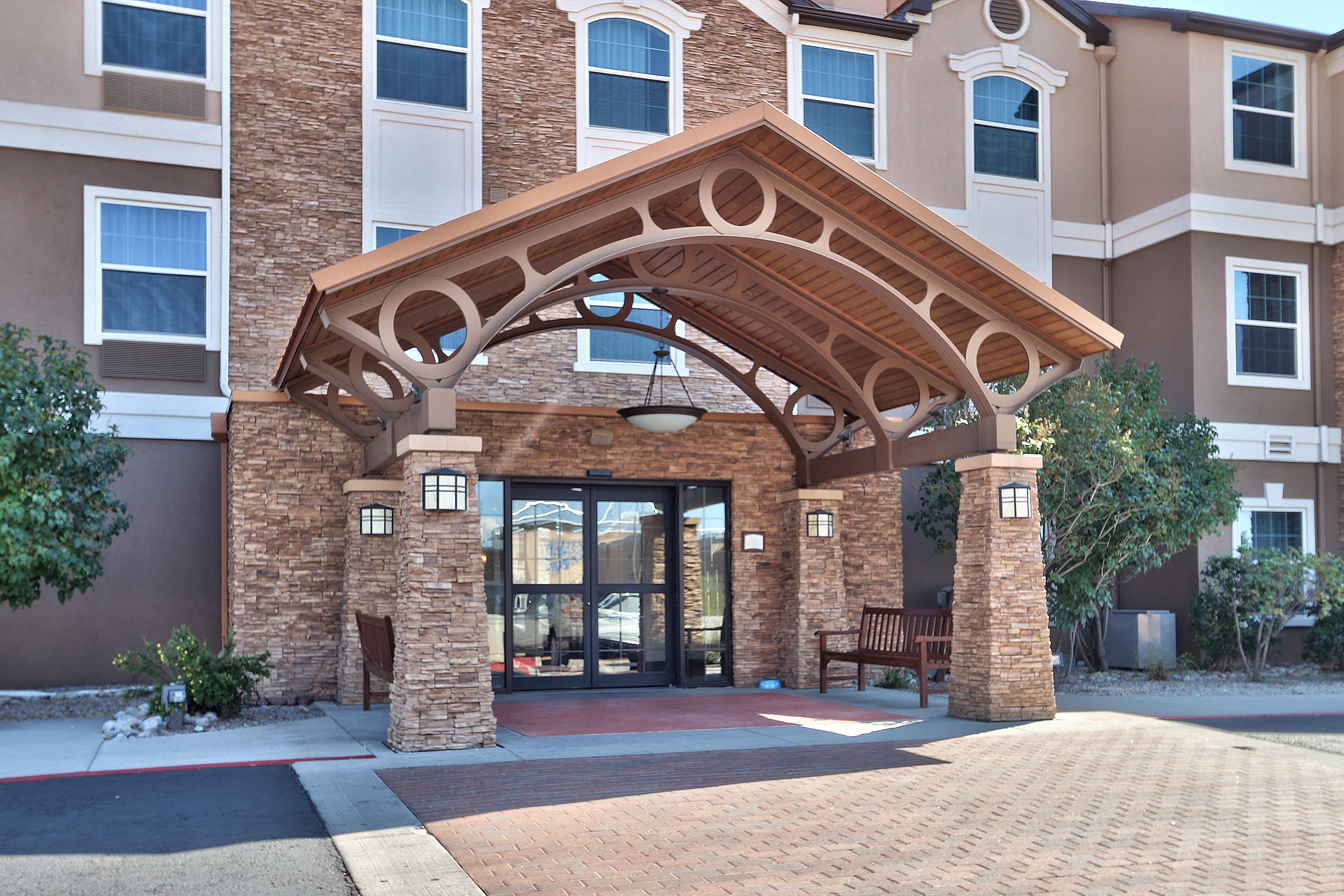Staybridge North By Ihg 3*