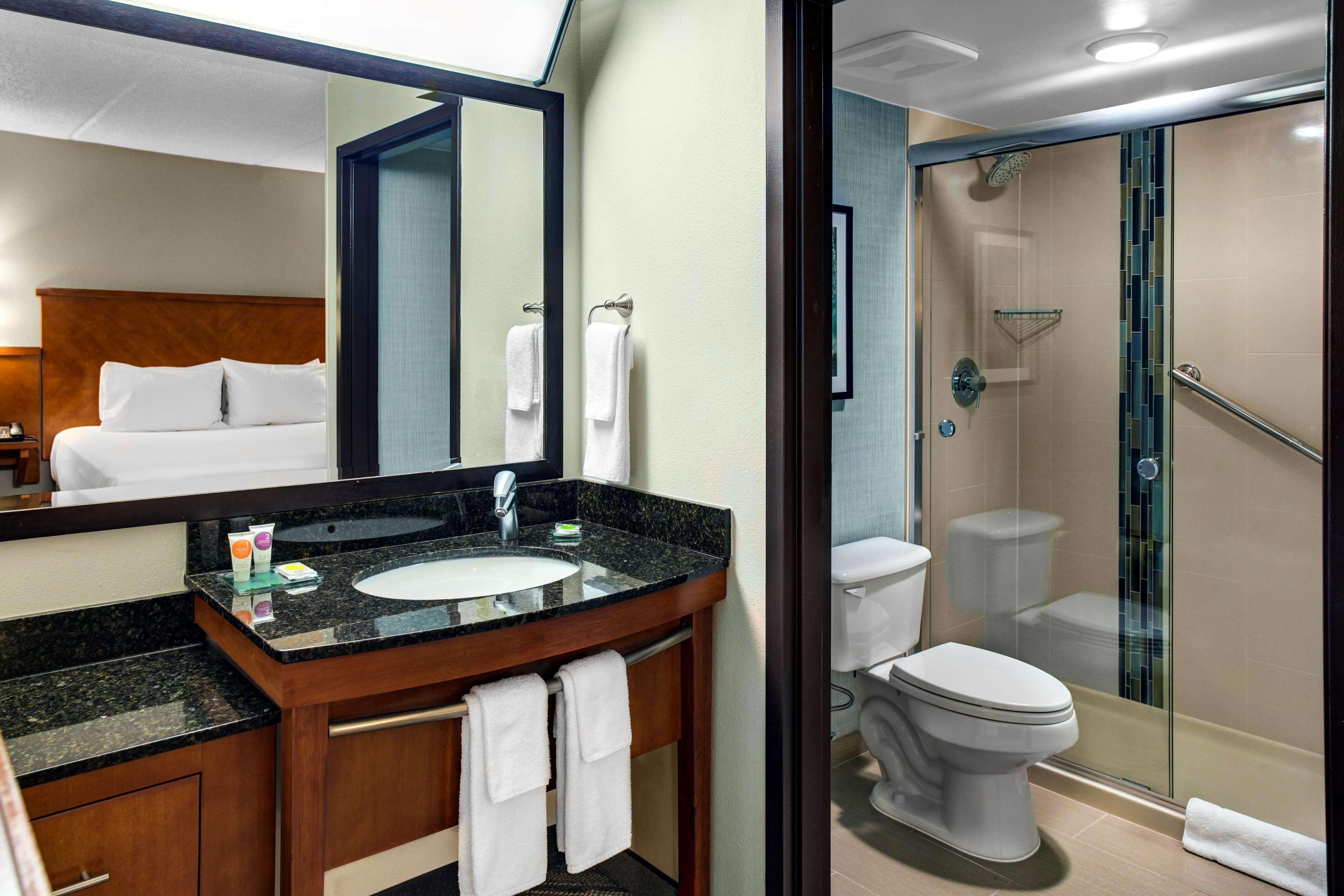 Hyatt Place Airport