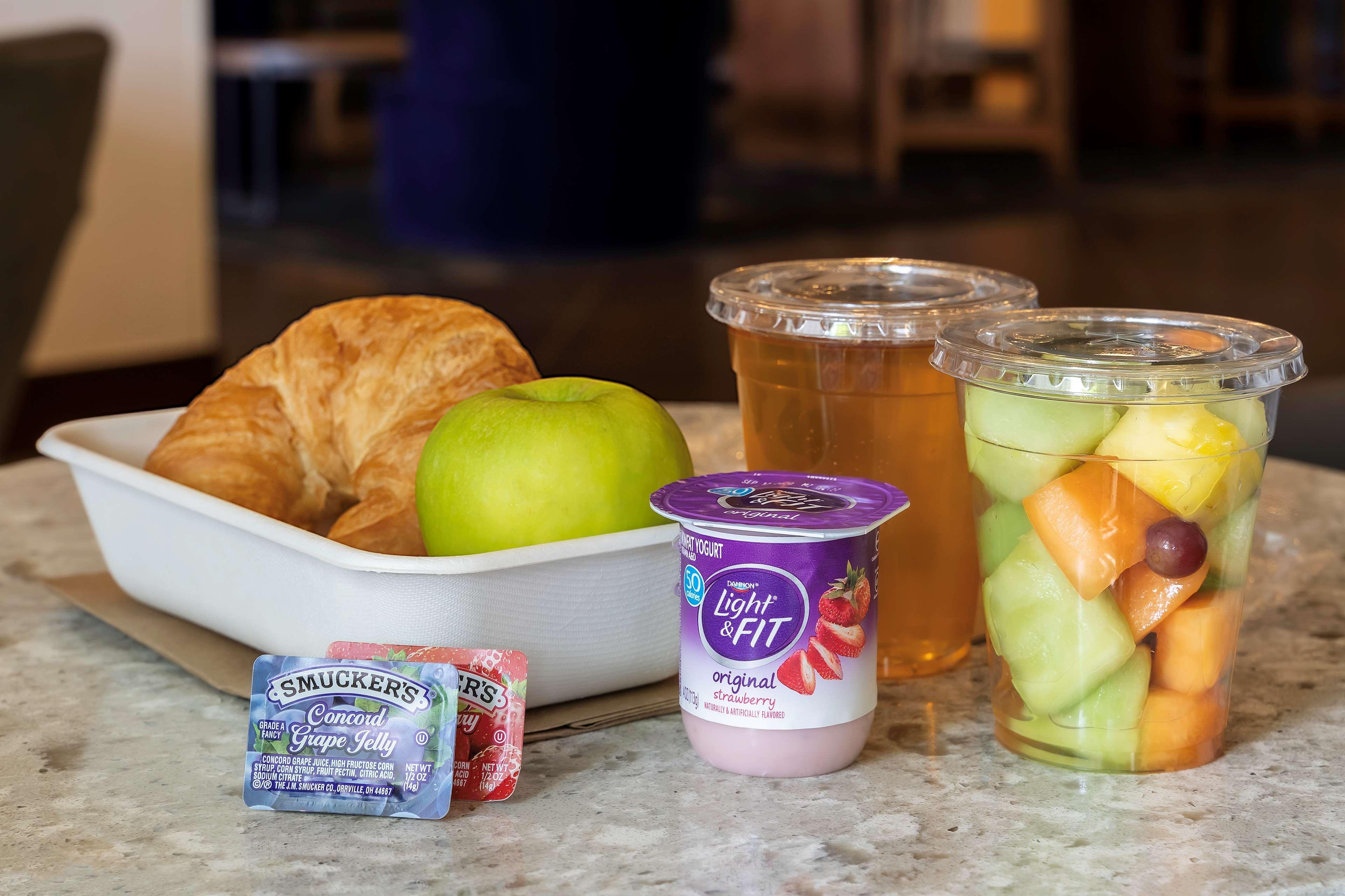 Hotel Hyatt Place Airport 3*