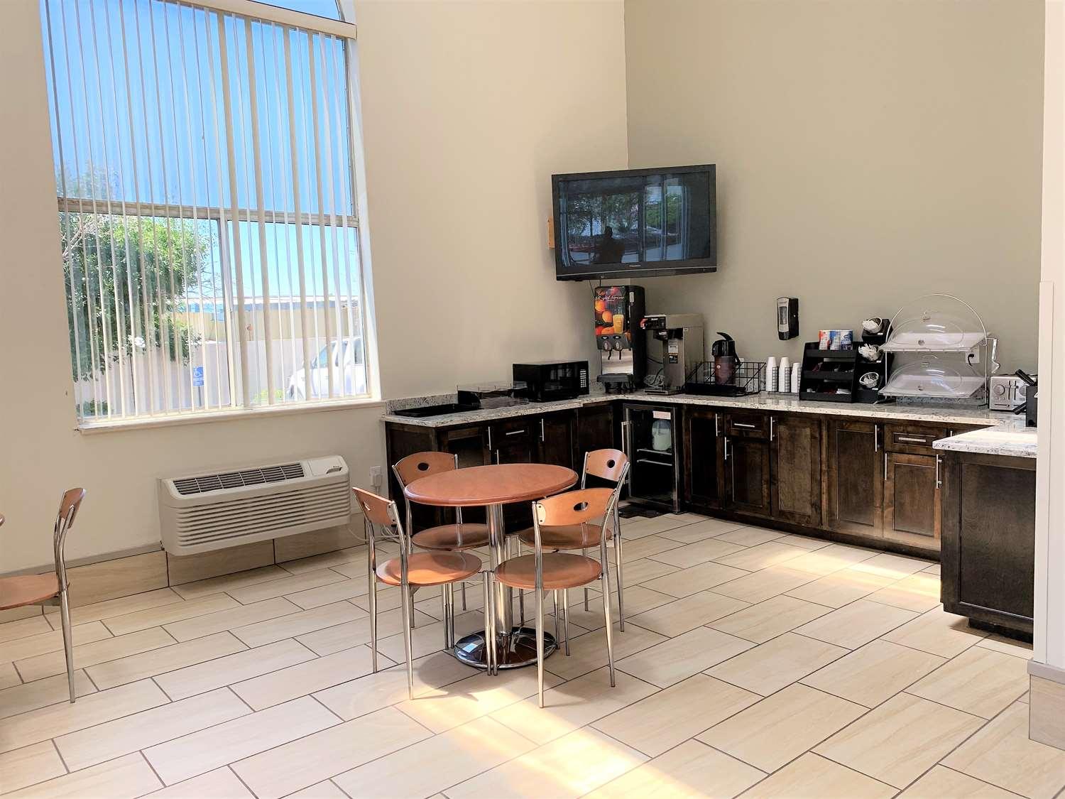 Surestay By Western Midtown Albuquerque