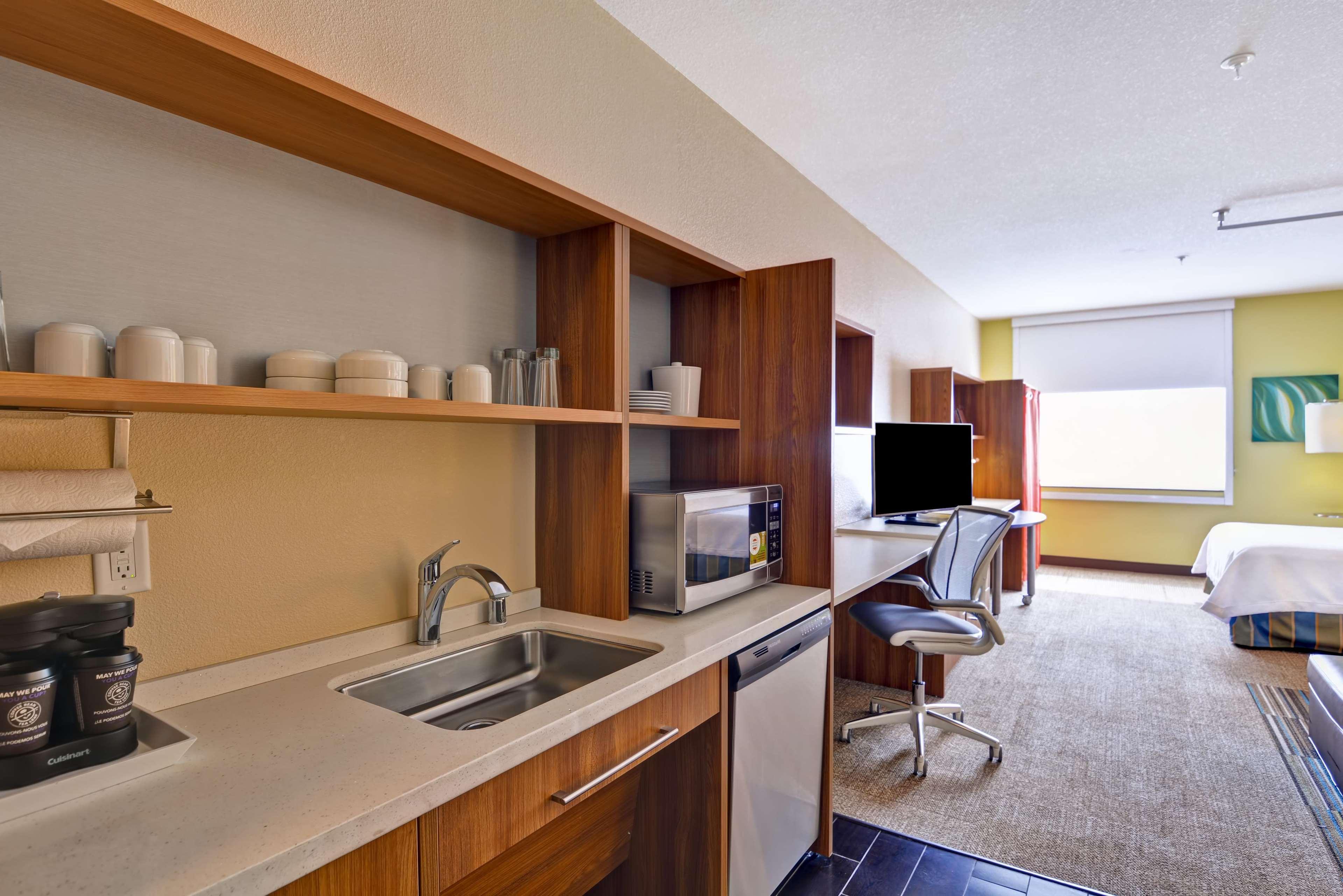 Hotel Home2 By Hilton Downtown/university Albuquerque