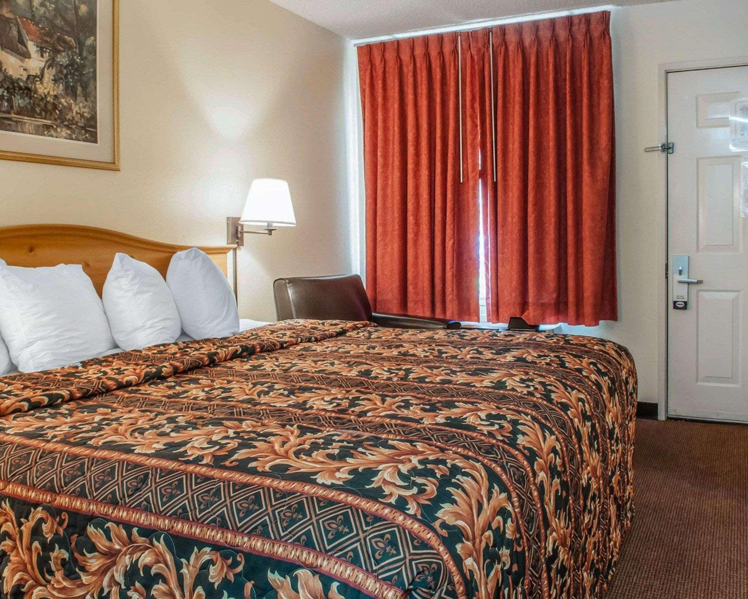 Suburban Midtown - Hotel 2*