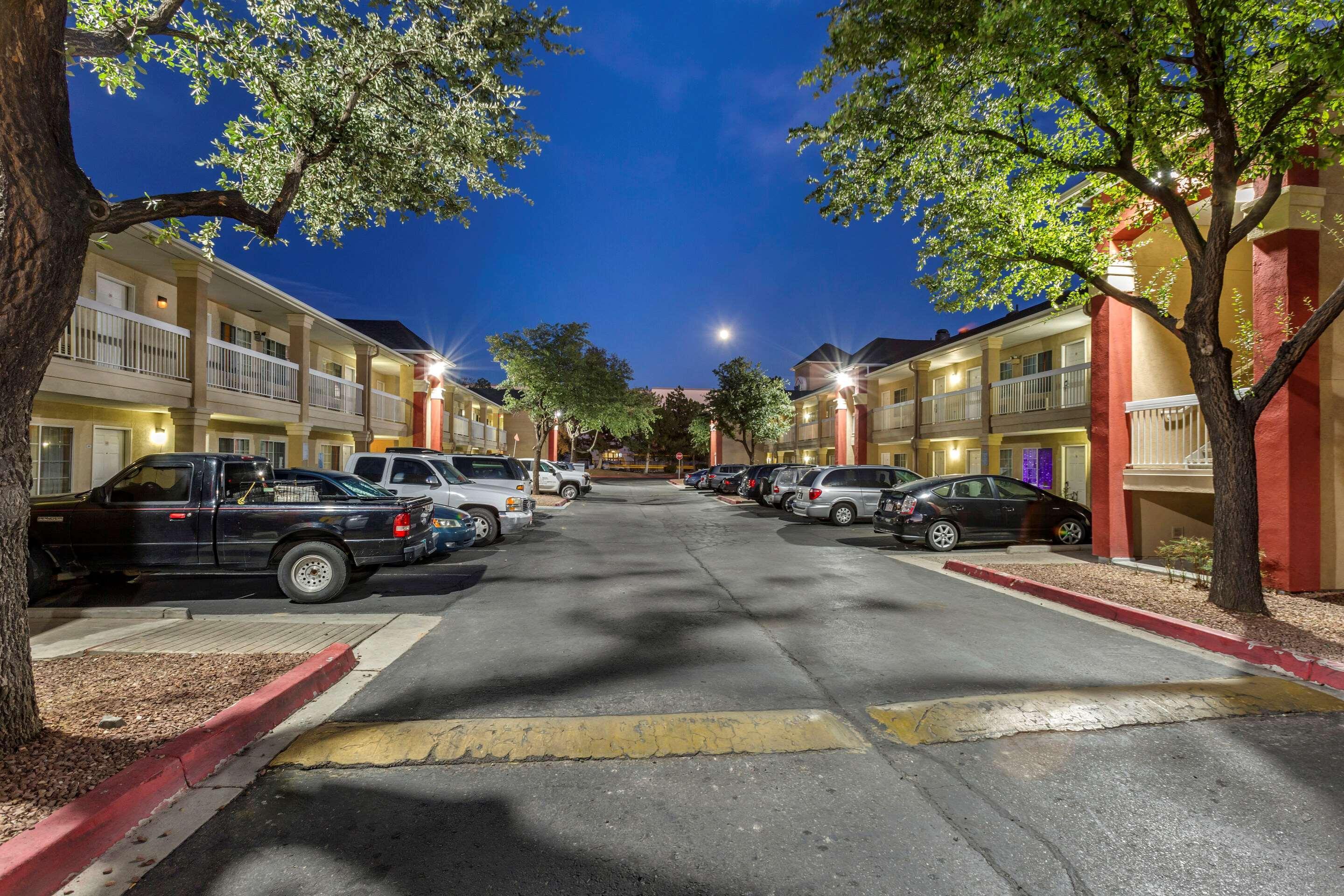 Suburban Midtown - Albuquerque