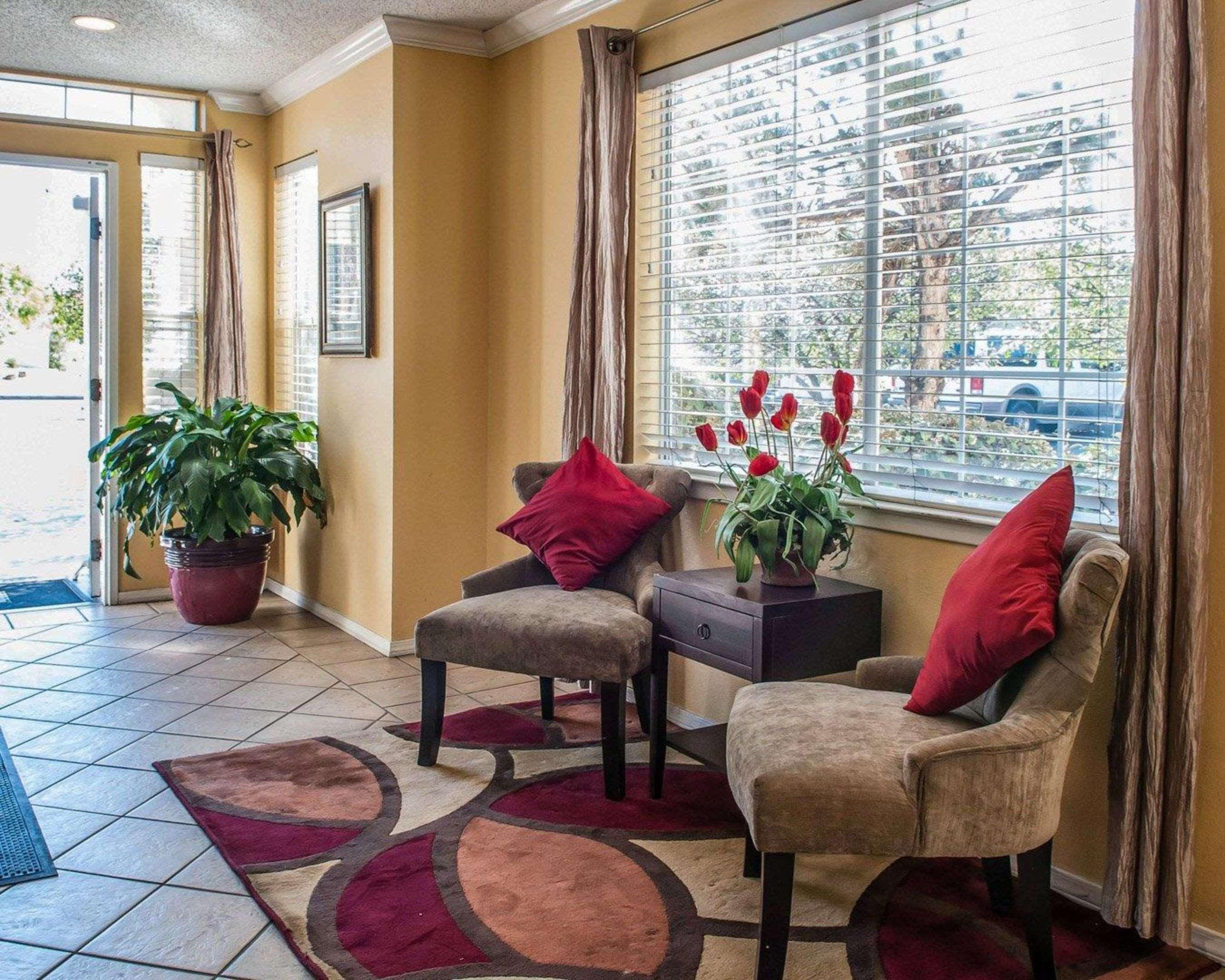 Suburban Midtown - Hotel 2*