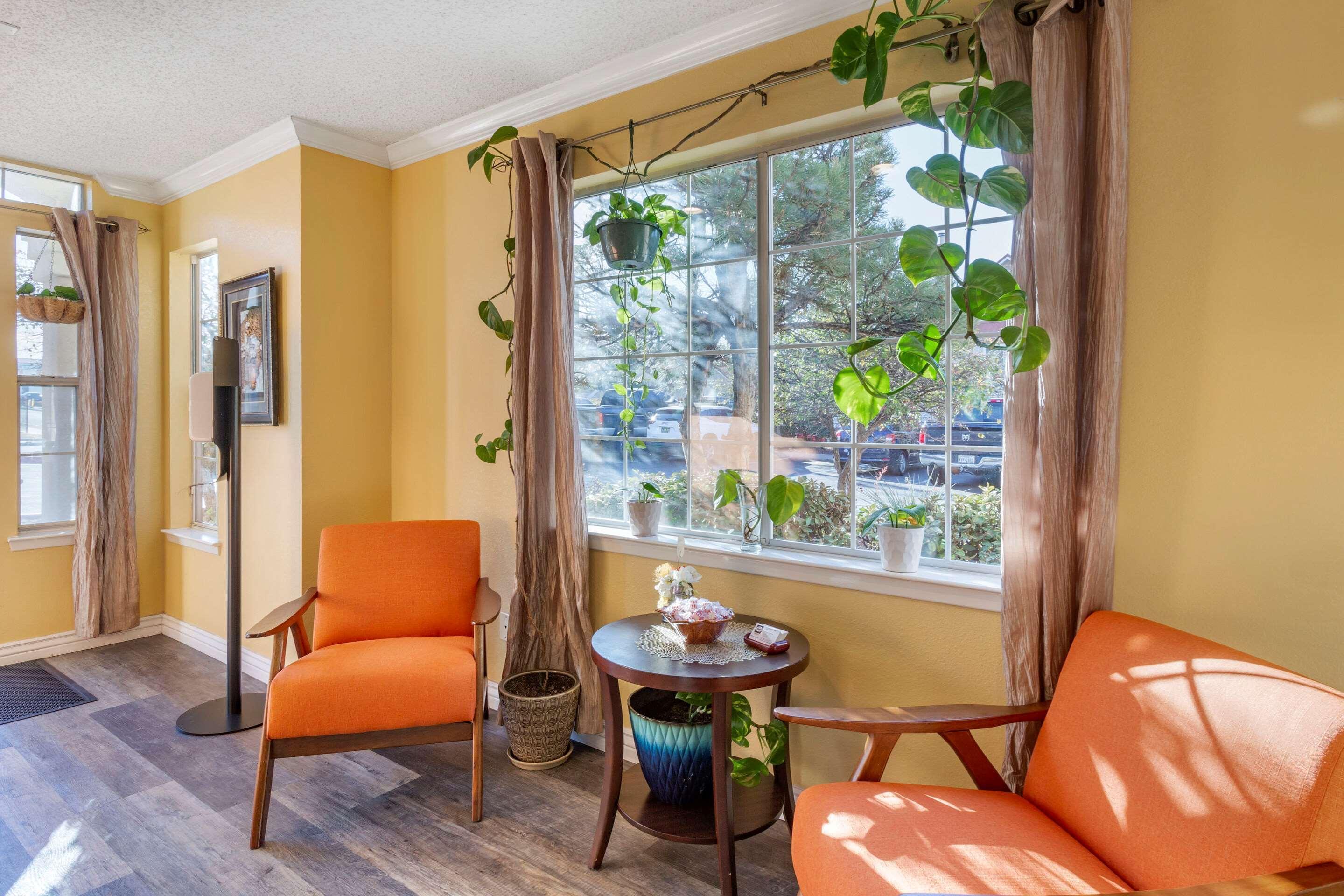 Suburban Midtown - 2* Albuquerque