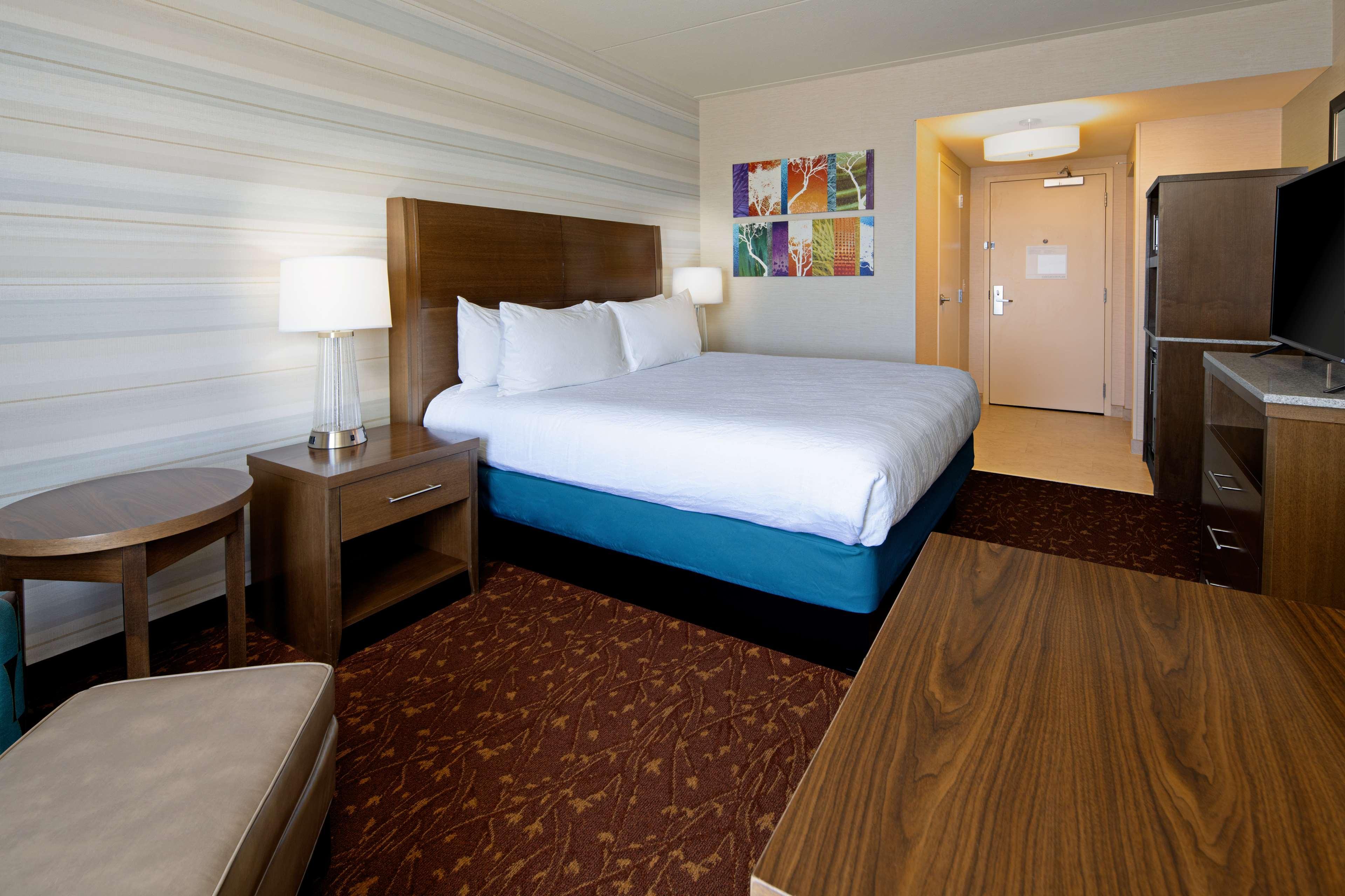 Hotel Hilton Garden Airport