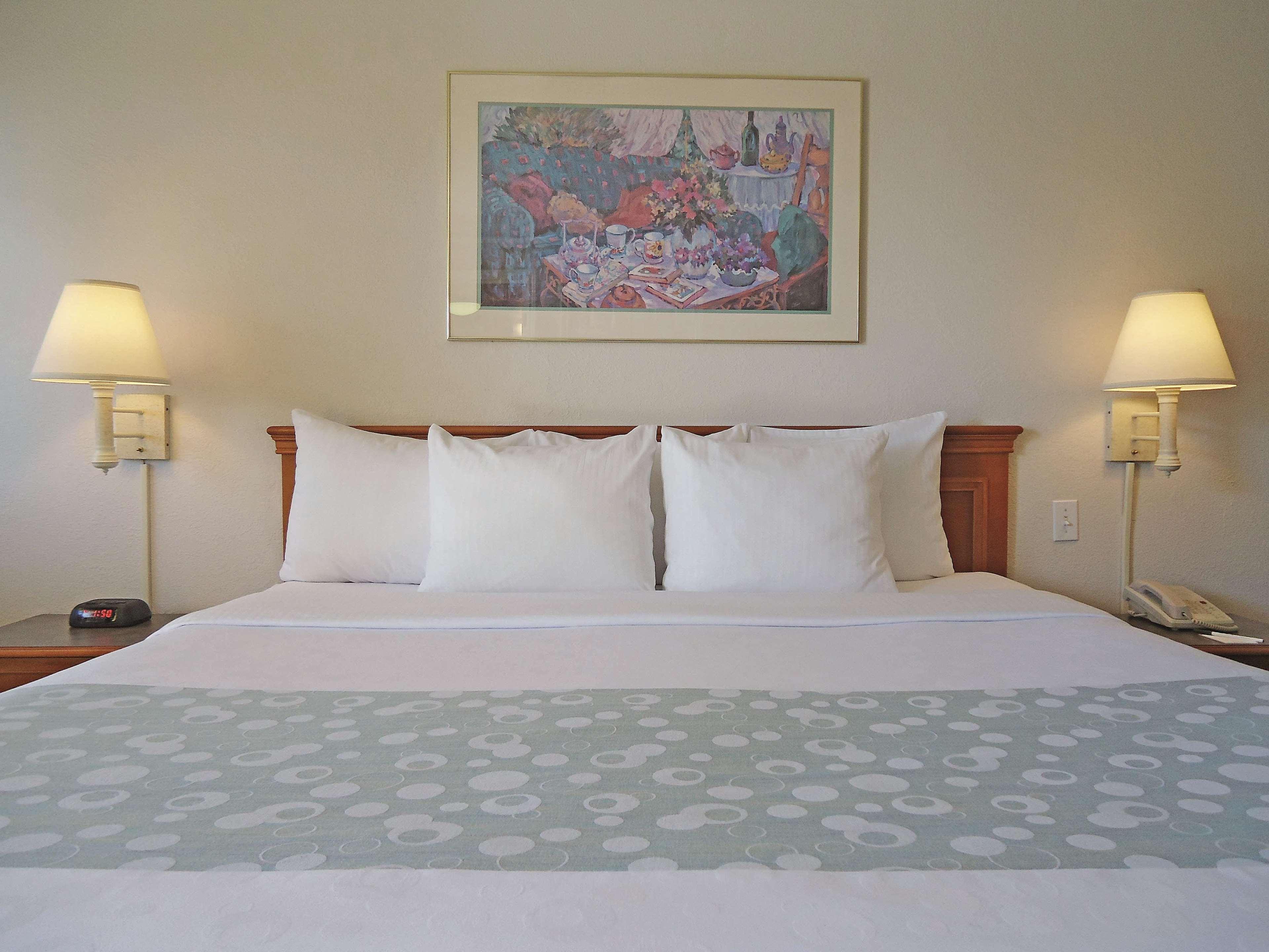 La Quinta By Wyndham Northeast Hotel