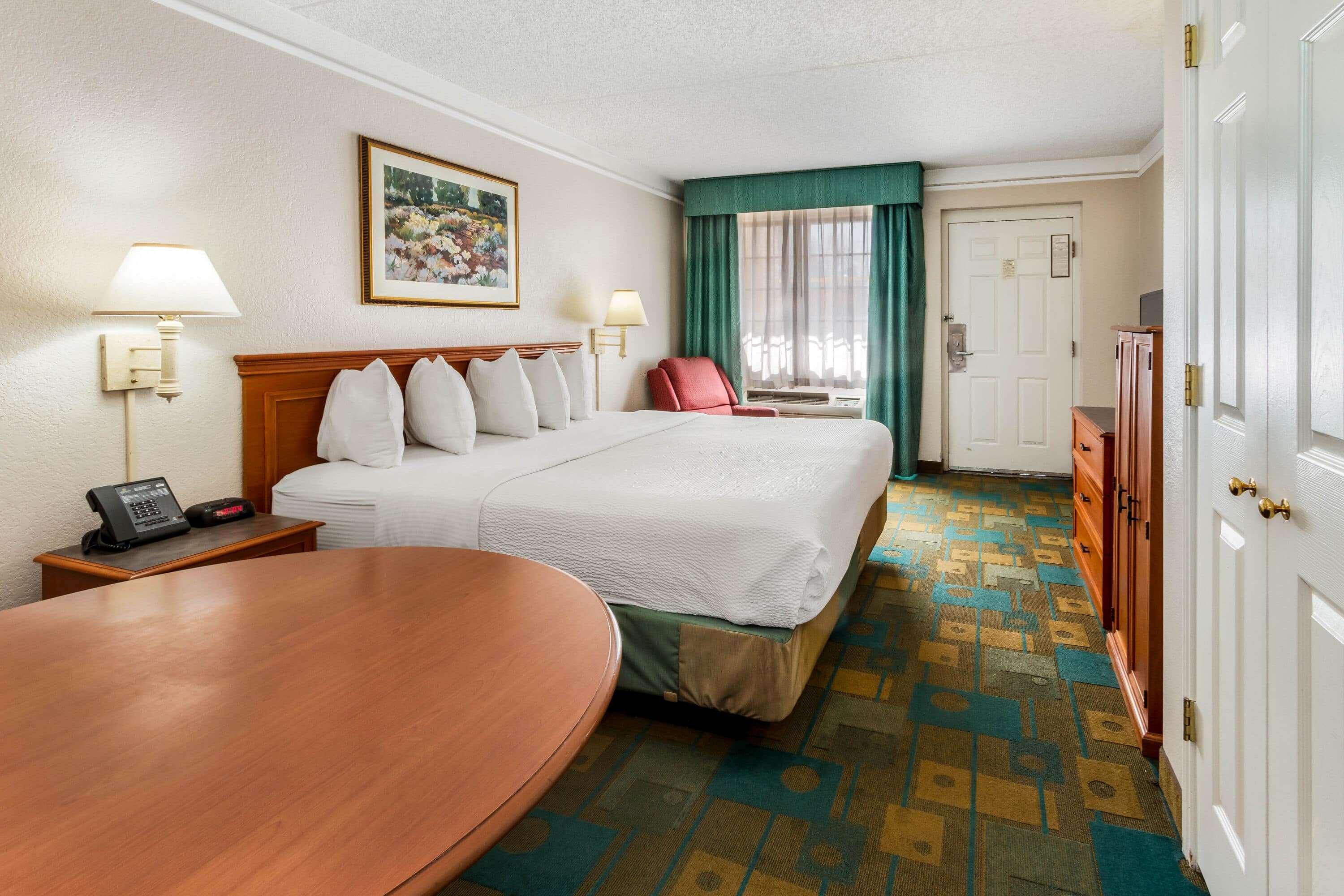 La Quinta By Wyndham Northeast Hotel 3*