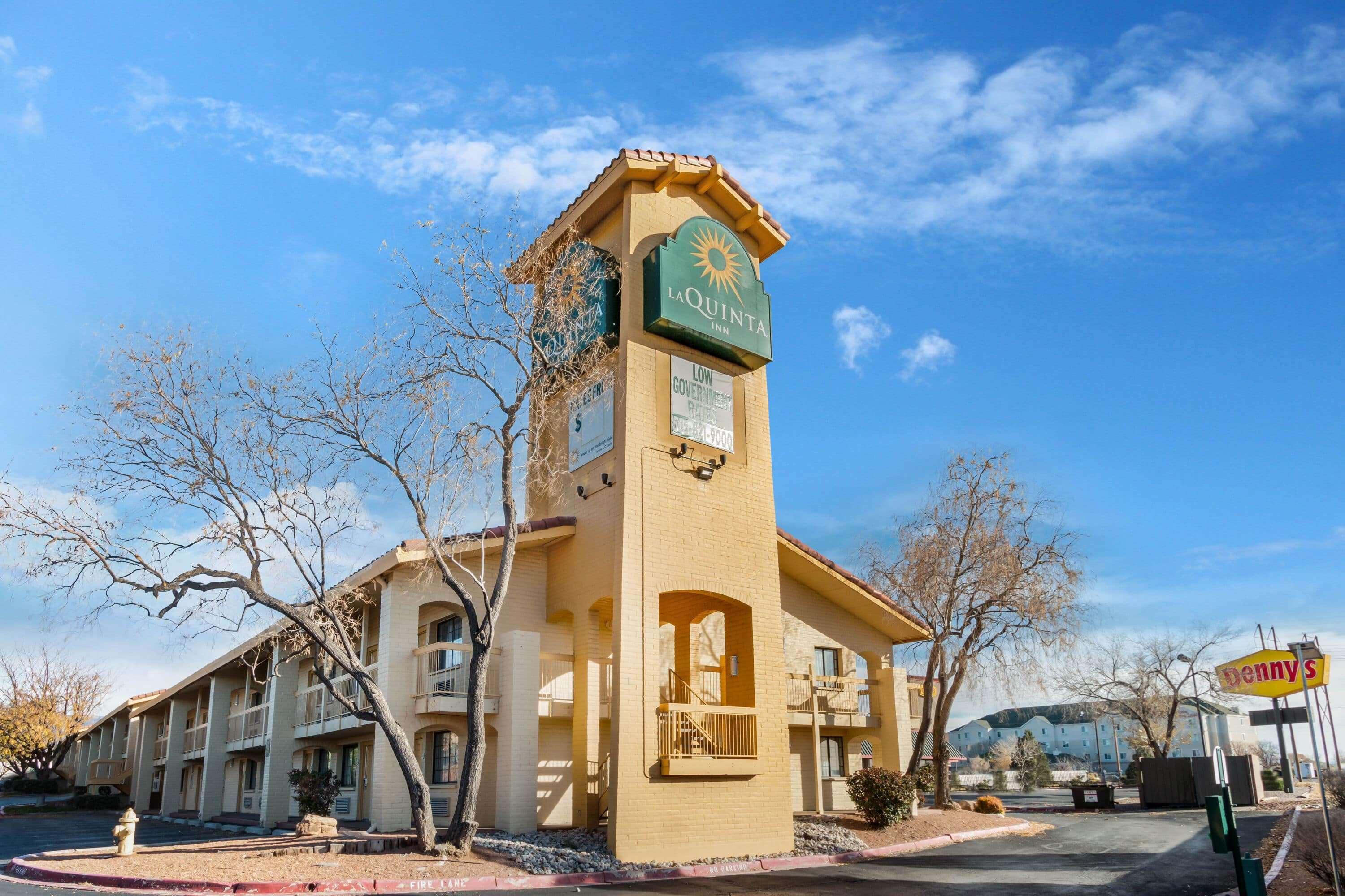 Hotel La Quinta By Wyndham Northeast 3*