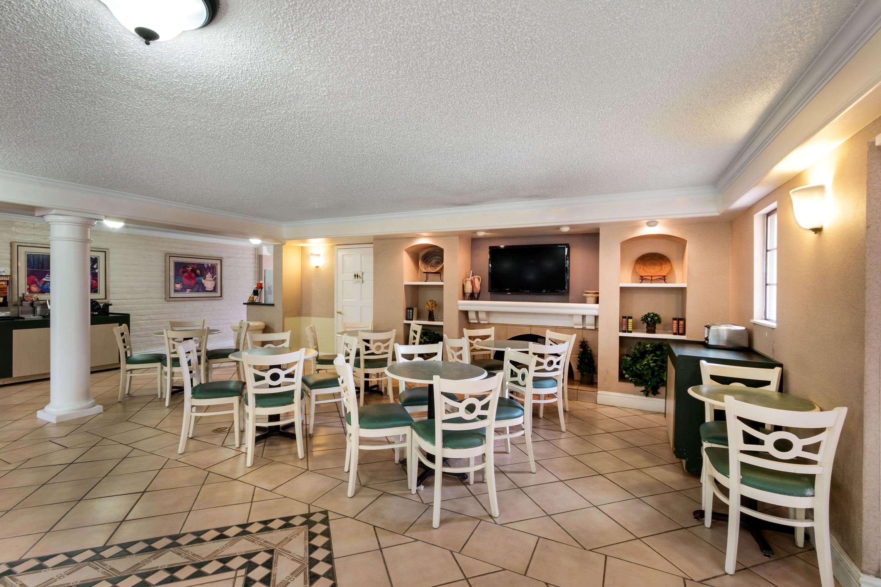 La Quinta By Wyndham Northeast 3*