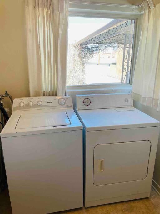 Vintage Charm Vacation With Modern Comforts Near Old Town * Albuquerque