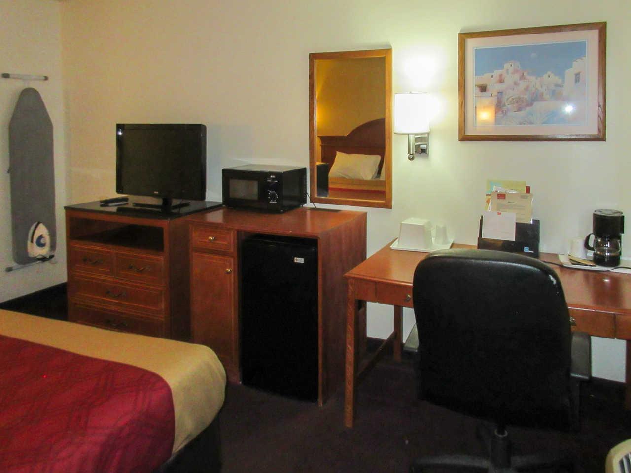 Hotel Econo And East I-40 Eubank Exit Albuquerque