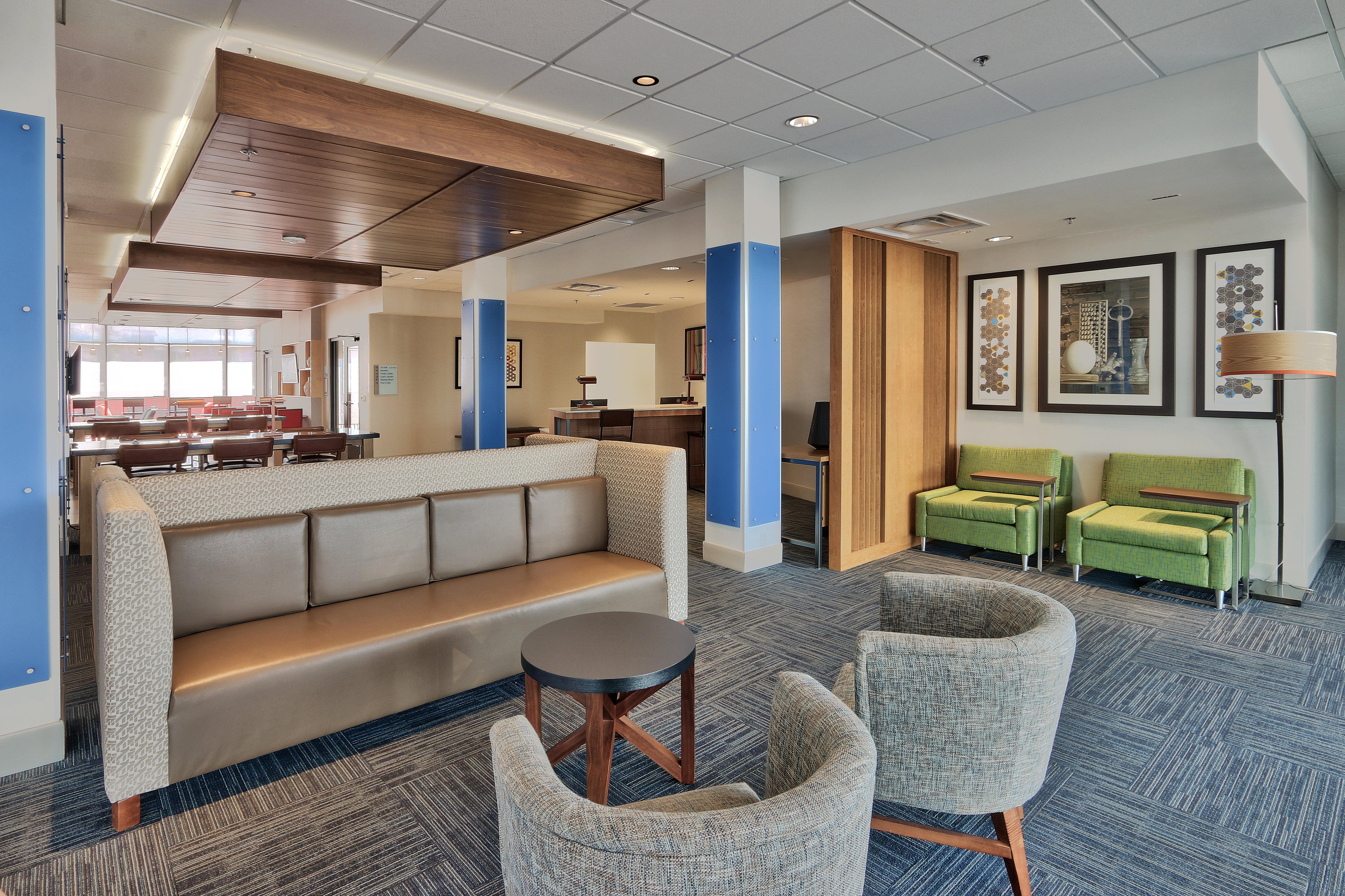 Hotel Express & - East By Ihg