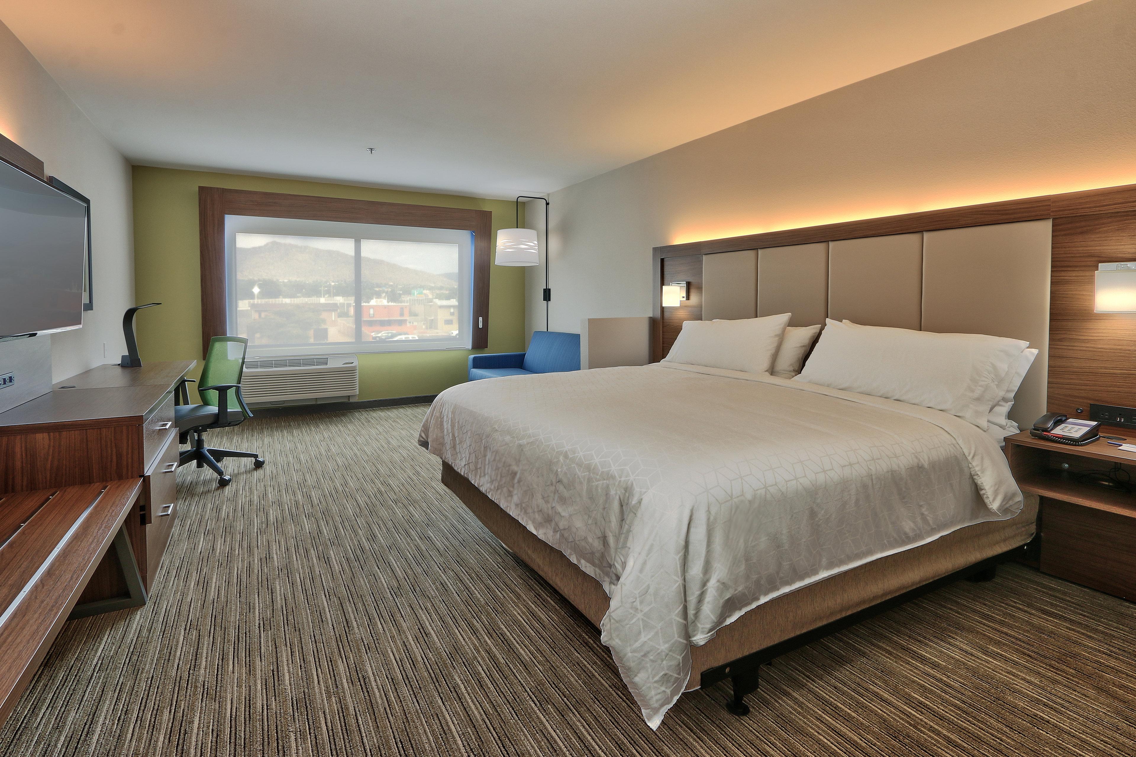 Hotel Express & - East By Ihg 3*
