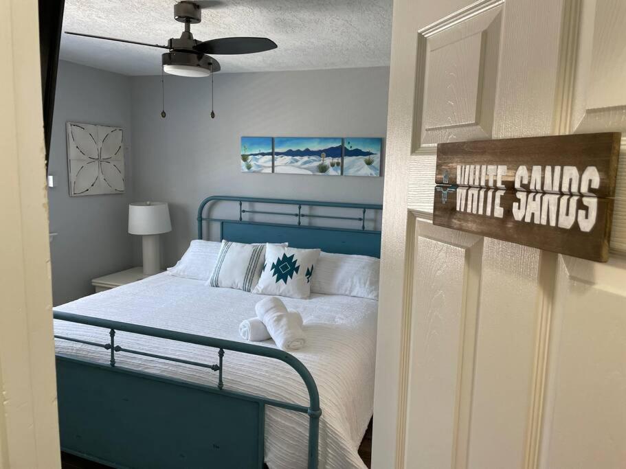 Comfy, Contemporary Quiet Retreat Vacation With Views Holiday home