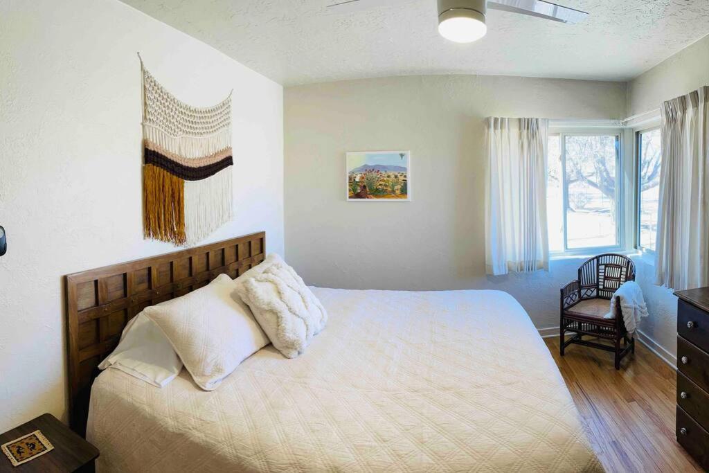 Holiday home Vintage Charm Vacation With Modern Comforts Near Old Town Albuquerque