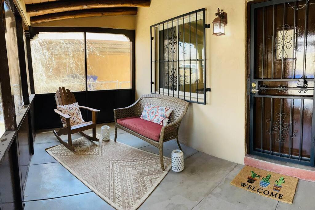 Holiday home Vintage Charm Vacation With Modern Comforts Near Old Town *
