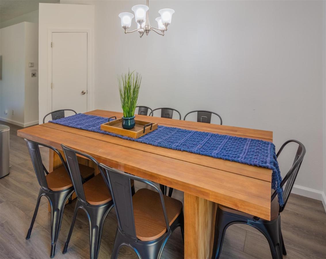 Pheasant Run - 4 Bedroom House Fully Updated!! *