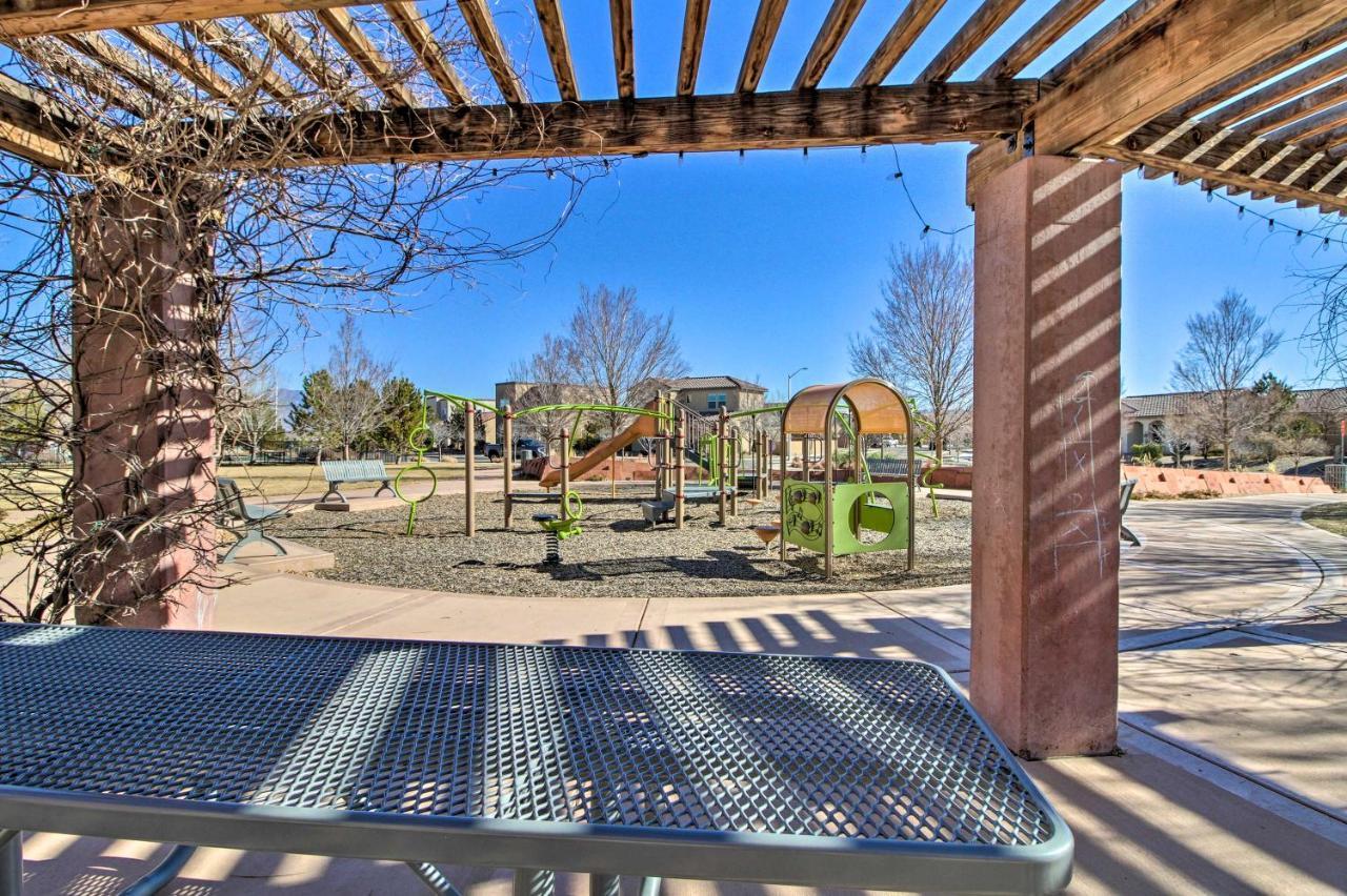 Updated Abq Getaway Walk To Netflix Studios!
