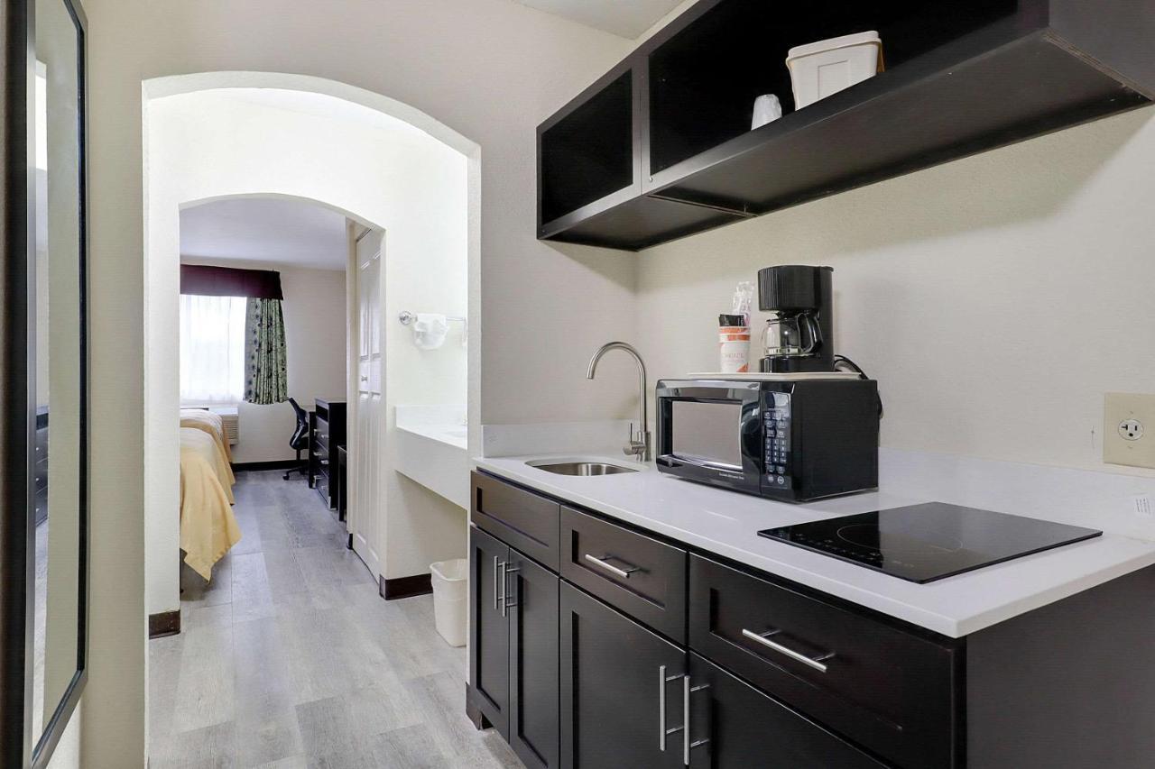 Quality Airport Hotel Albuquerque