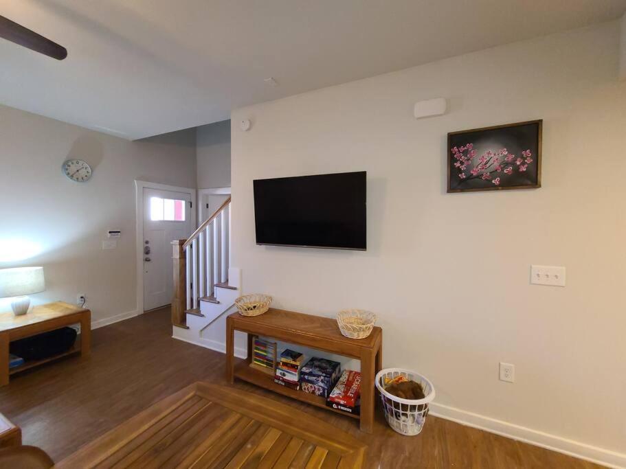 Resort-like 4bed/4bath - Pool, Hot Tub, Bbq, Sauna, Offices Albuquerque