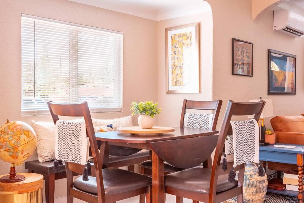 Holiday home The Patito: Walk To The Zoo, Cafes And Restaurants